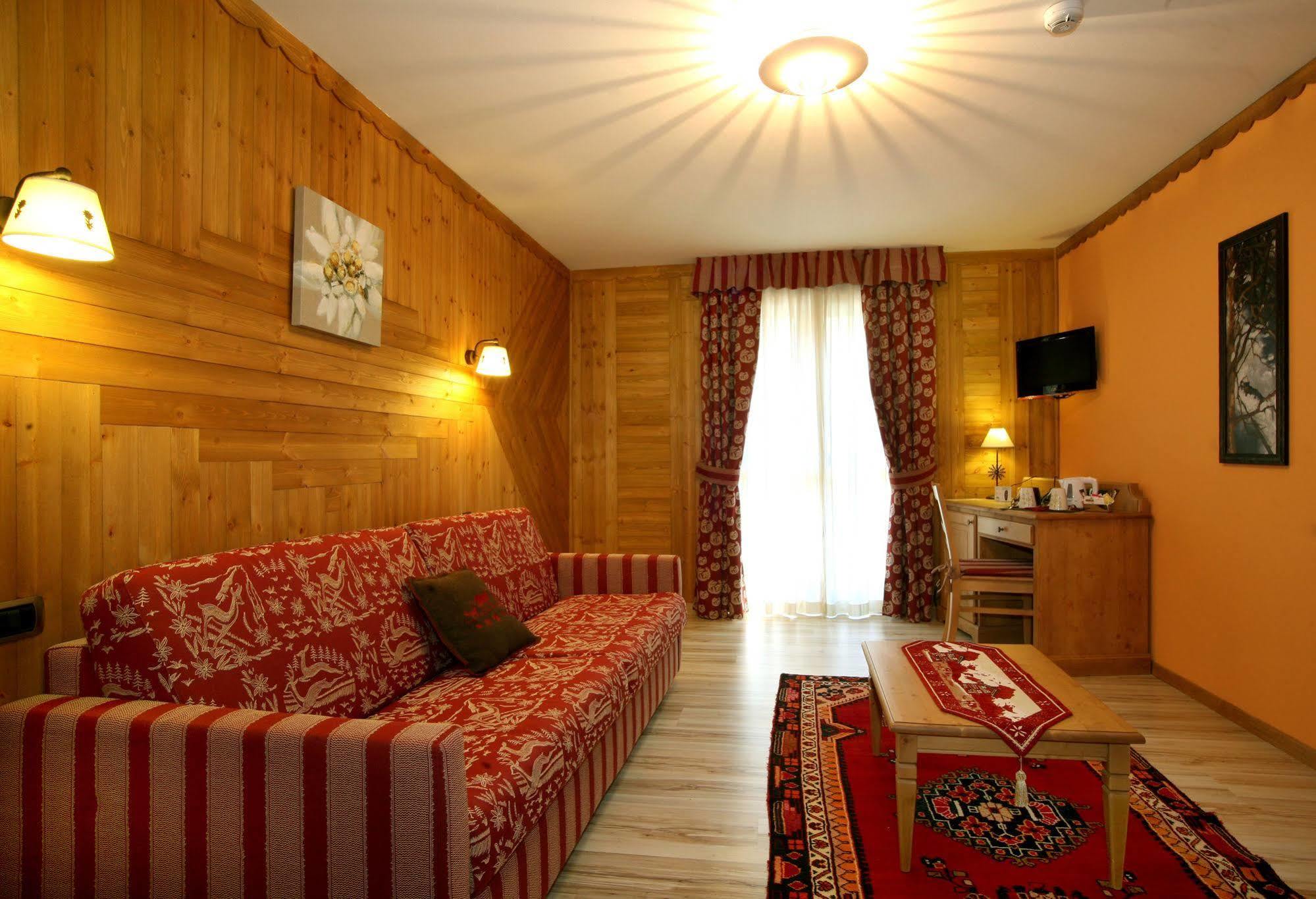 Hotel Boton D'Or&Wellness La Thuile Exterior foto